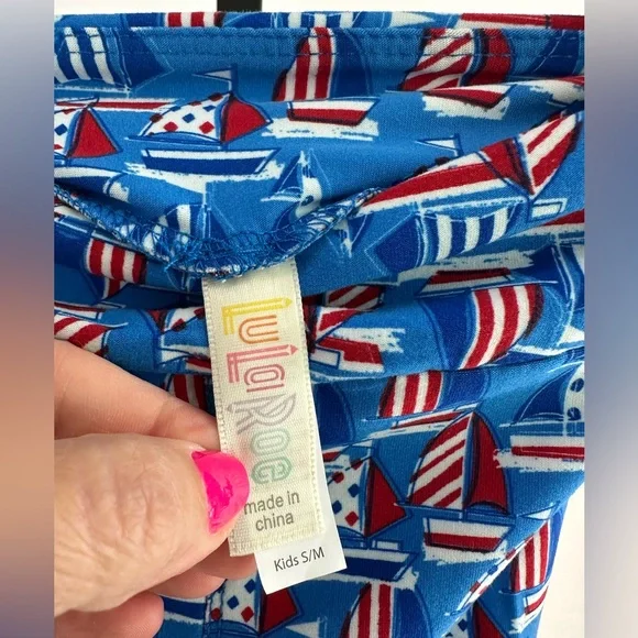 LulaRoe Kid’s sail boat leggings size S/M (2-8) - Picture 2 of 3